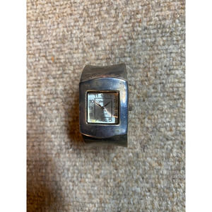 Vintage Silver Metal Cusp Watch